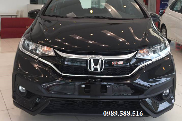 honda-jazz-2018-mau-den-chon-mau-xe-phong-thuy-dau-xe